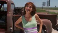 Lari White played Bettina in Cast Away who passed away in 2018. (via 20th Century Fox)